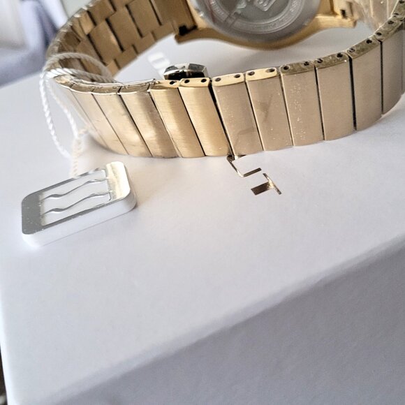 Oceanaut Men's OC1395 Rayonner Gold Quartz Watch - Picture 4 of 8